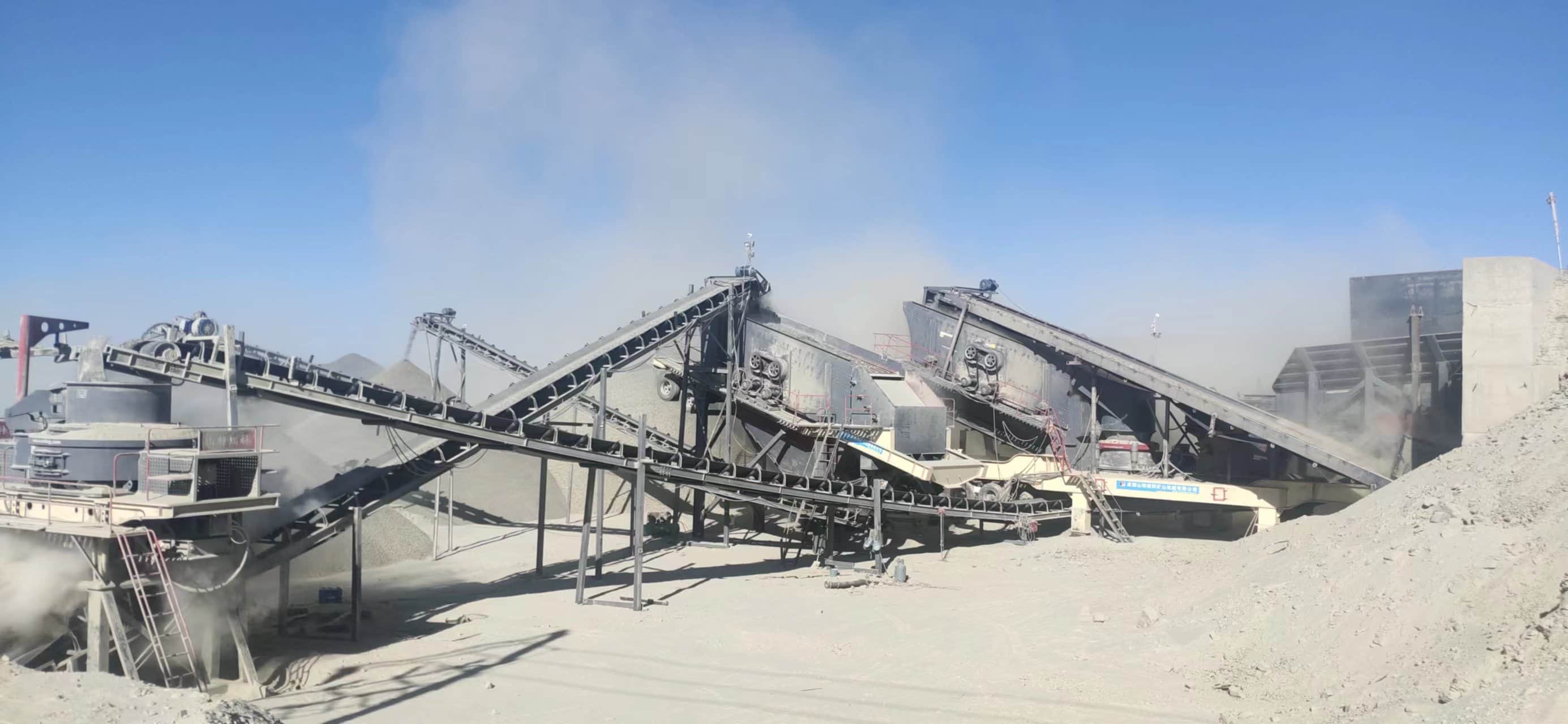 四川移动破碎机